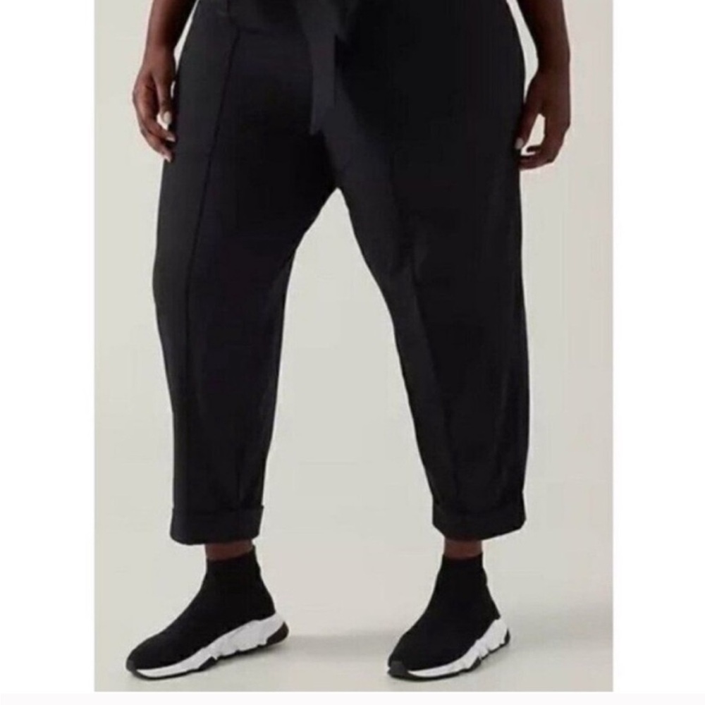 ATHLETA Cardiff Black Belted Lightweight Pants Women’s Size 22